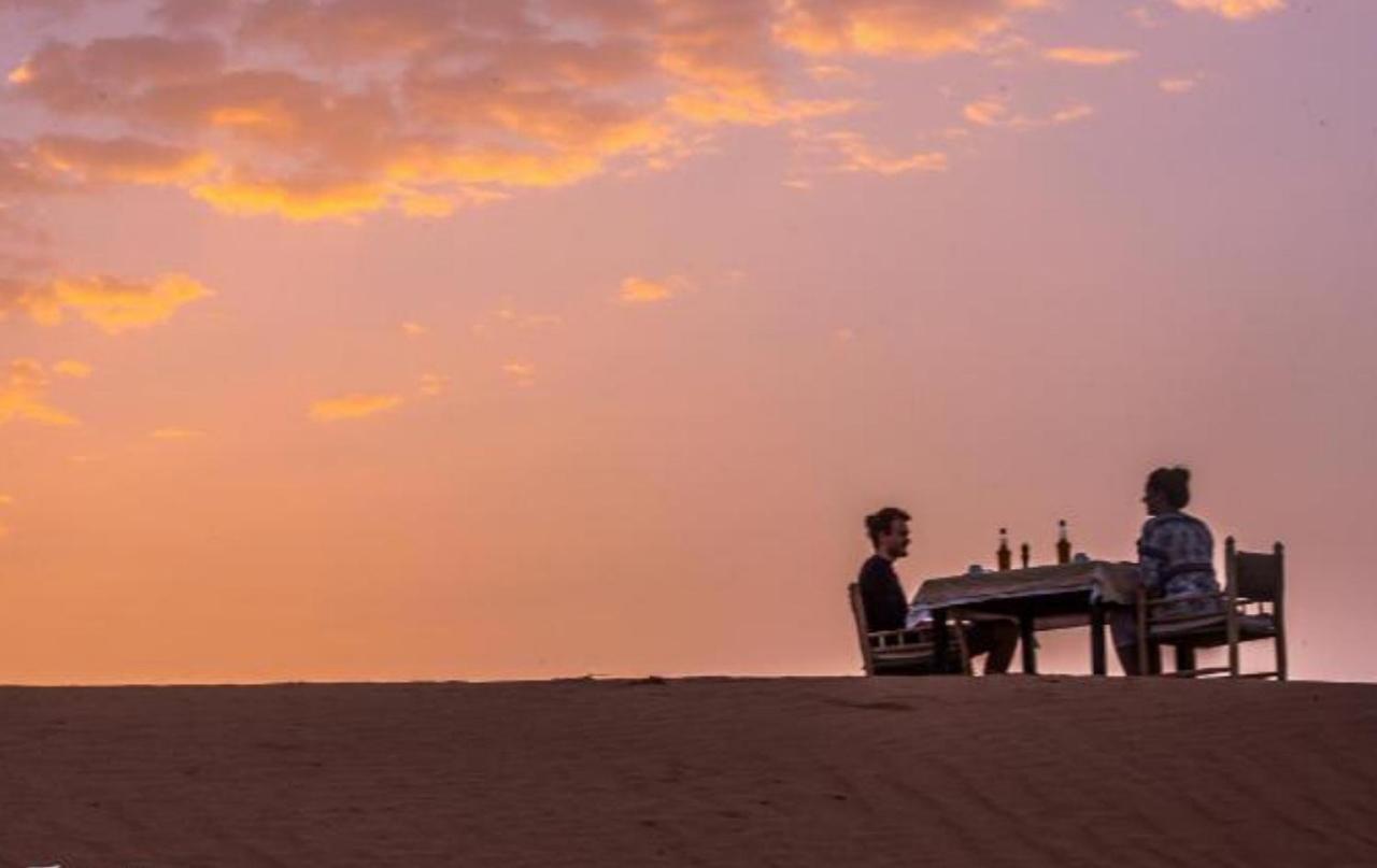 Roses Desert Camp Merzouga Exterior foto