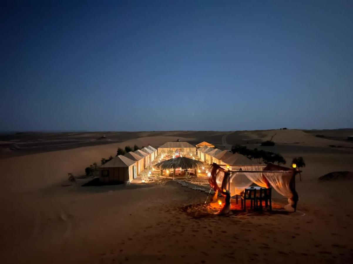 Roses Desert Camp Merzouga Exterior foto